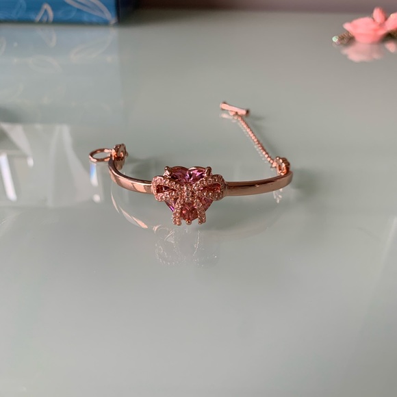 Heart Betsy Johnson Bracelet and Necklace - Picture 2 of 6